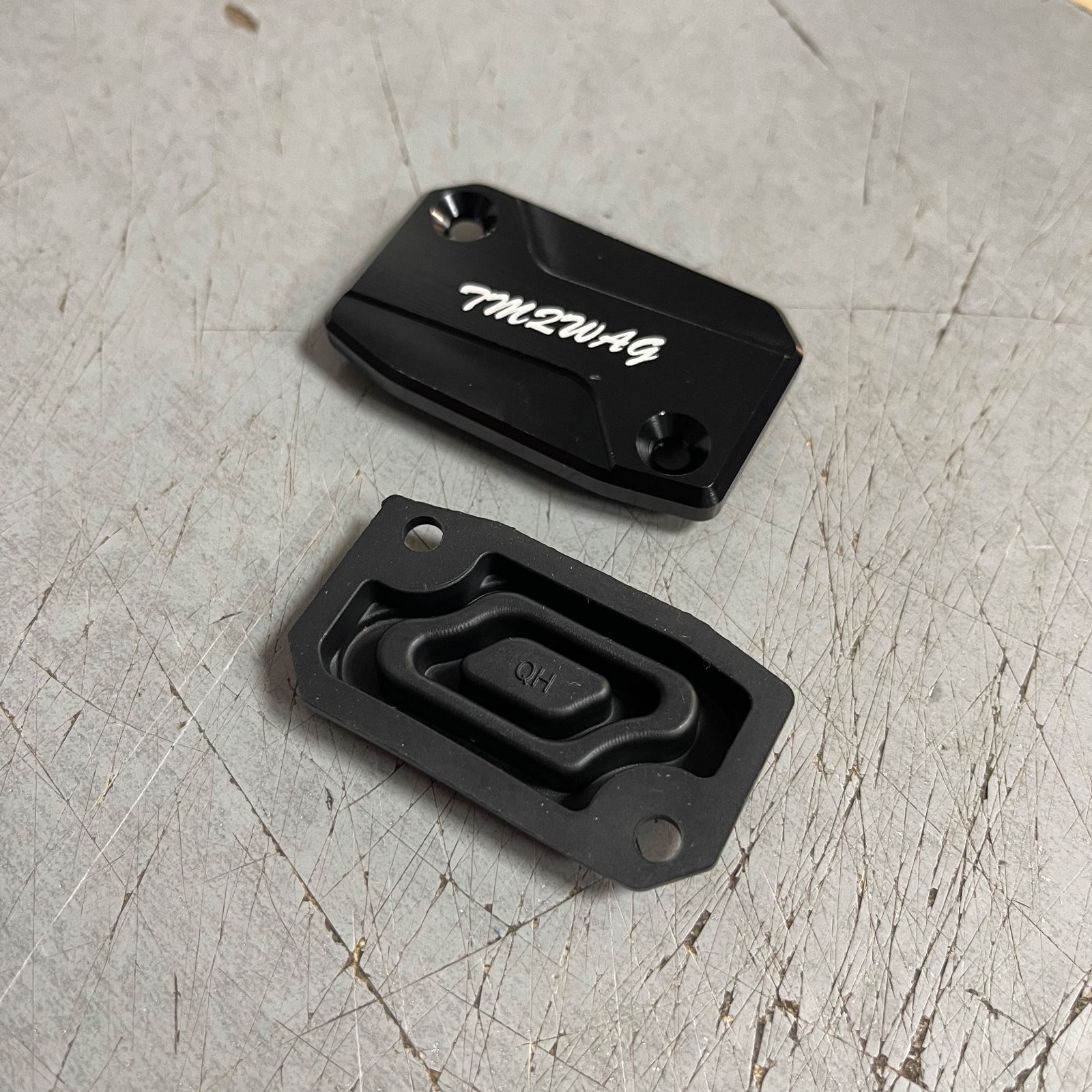 Кришка + Сальник передньої тормозної машинки Kovi PRO - Black