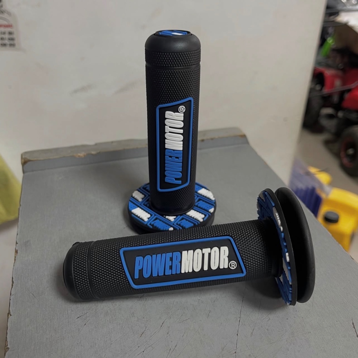 Ручки руля (гріпси) ProTaper - Black/Blue