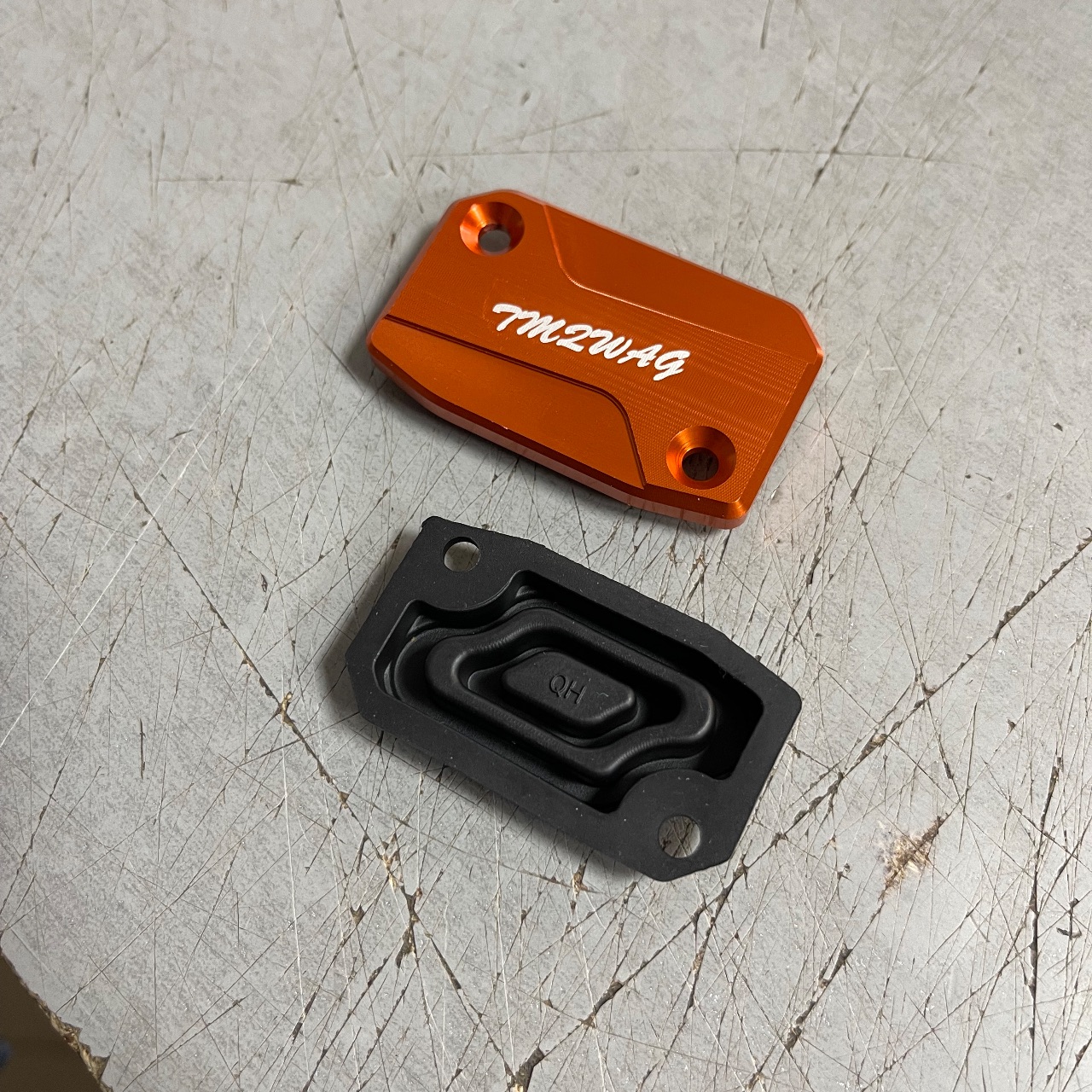 Кришка + Сальник передньої тормозної машинки Kovi PRO - Orange