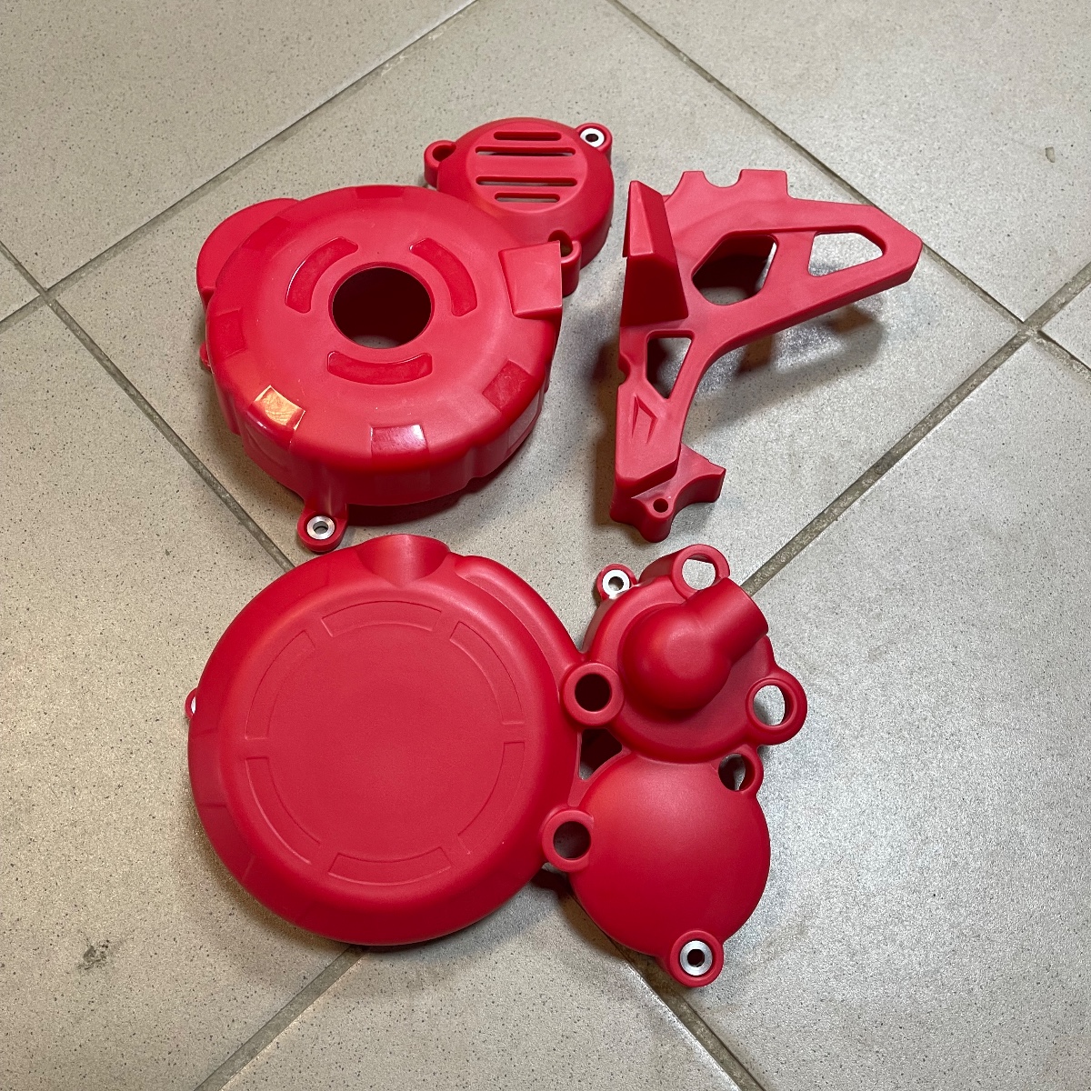 Захист 174 двигуна до KOVI, GEON, KAYA, CRF - Red